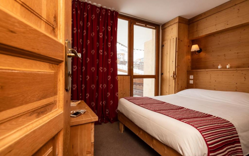 Chamois_d-Or-8_One_Bed