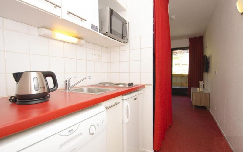 Les_Olympiades_Val_Thorens_Studio-Kitchenette
